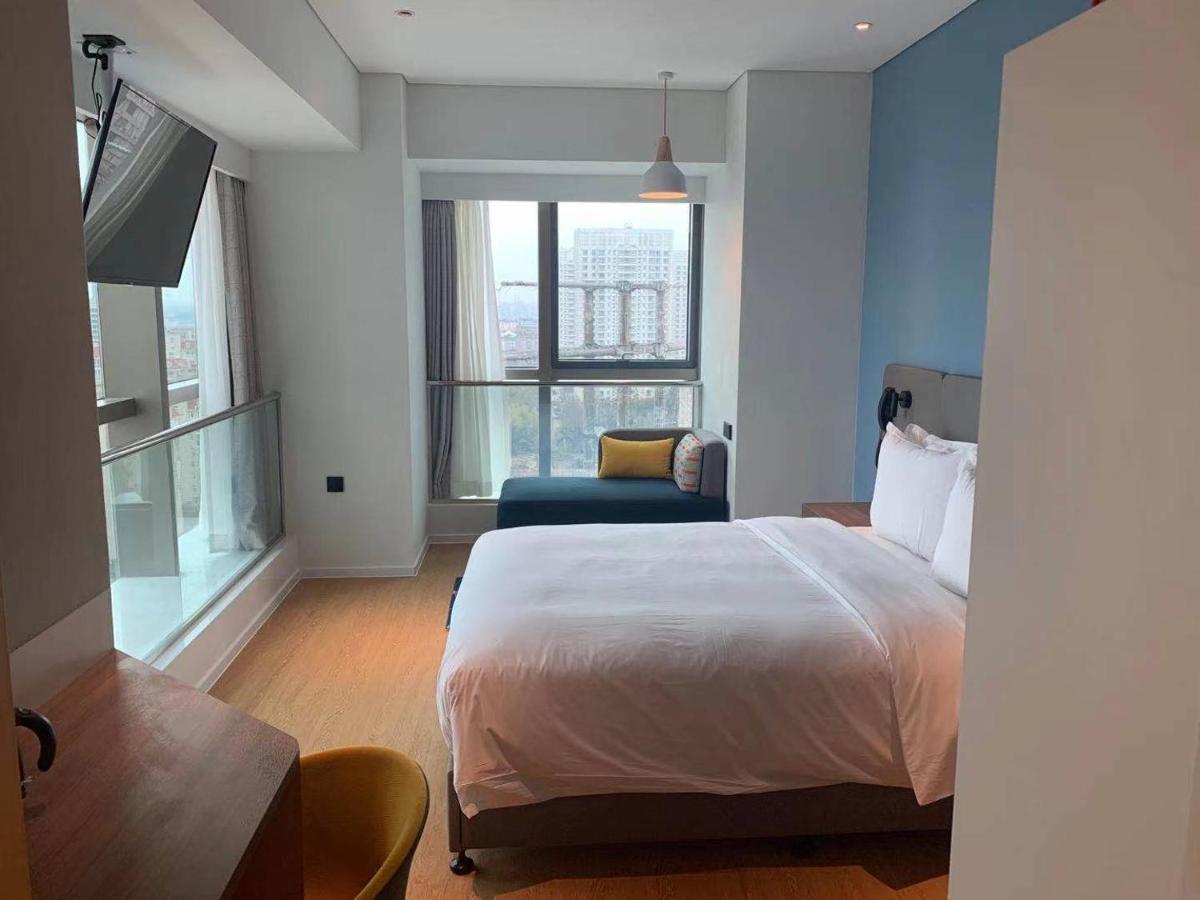 Holiday Inn Express Shanghai Baoyang By Ihg 외부 사진