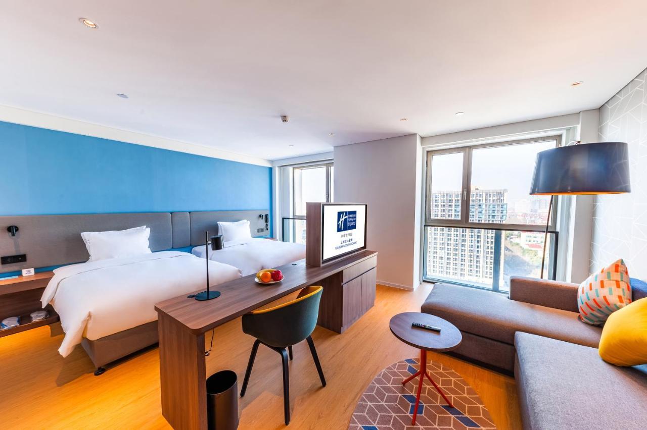 Holiday Inn Express Shanghai Baoyang By Ihg 외부 사진