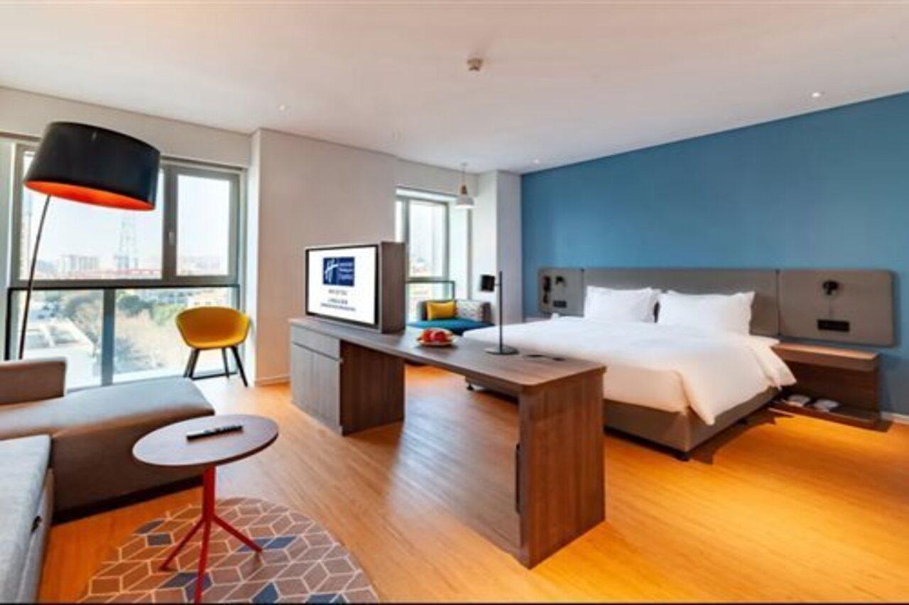 Holiday Inn Express Shanghai Baoyang By Ihg 외부 사진